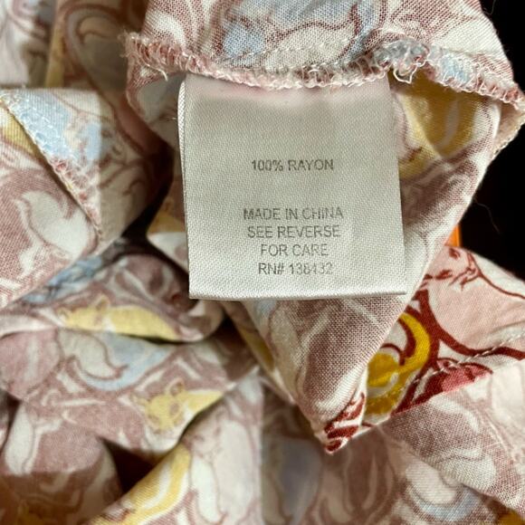 ModCloth Women's Cat Print Button Up Top Cinched Tie Back Size Small 100% Rayon - Picture 12 of 15